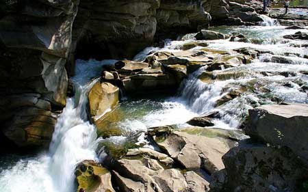  Яремче. Водоспади Пробій і Гук Женецький 